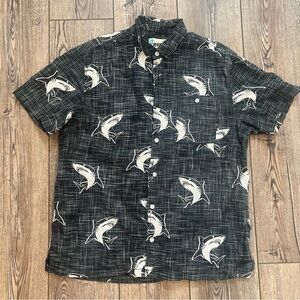 The Original Resort Shirt – Kids’ Shark Print Button-Up (Size M)